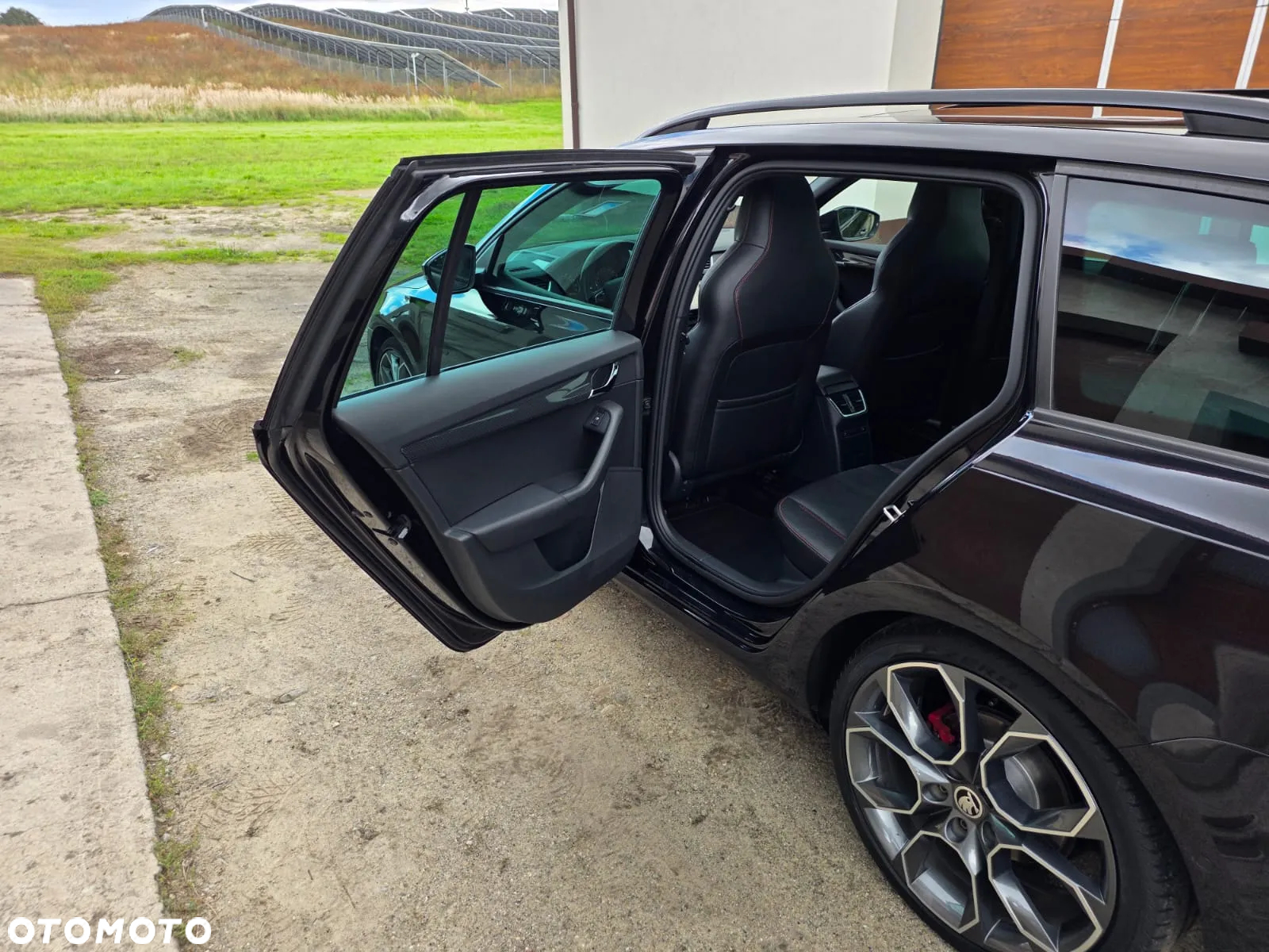 Skoda Octavia Combi 2.0 TDI (Green tec) DSG RS - 10