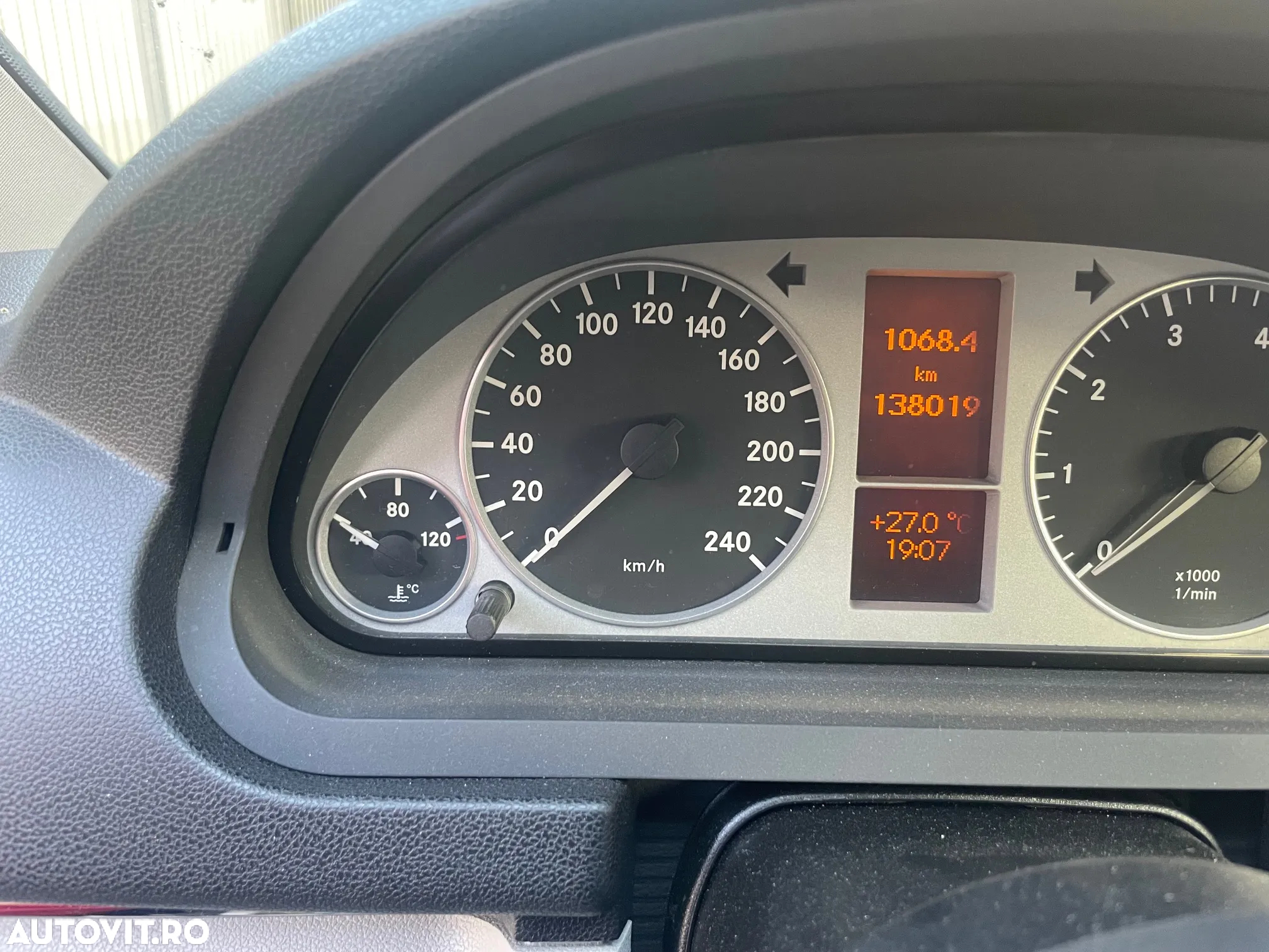 Mercedes-Benz B 170 - 7