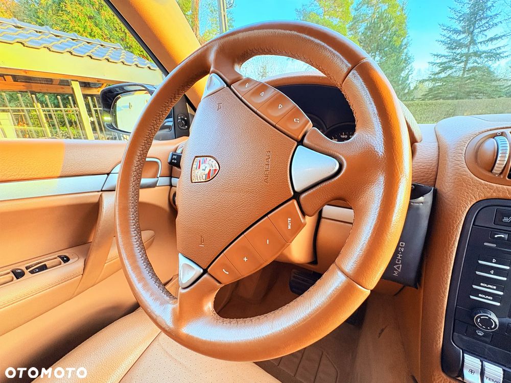 Porsche Cayenne - 14