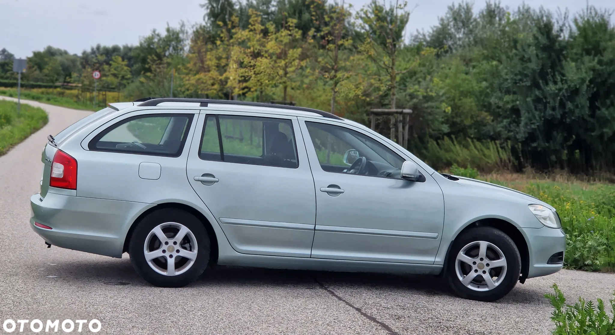 Skoda Octavia 1.6 - 14
