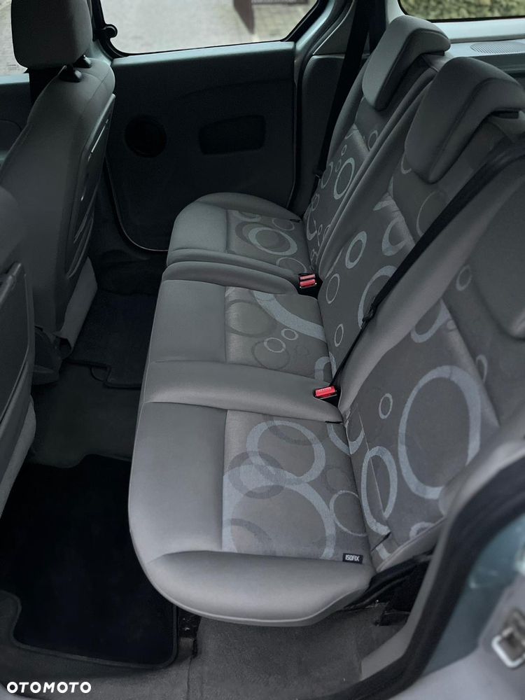 Renault Kangoo 1.6 8V Happy Family - 15