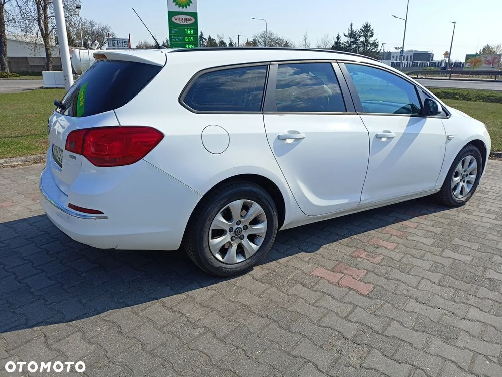 Opel Astra 1.7 CDTI Sport - 4