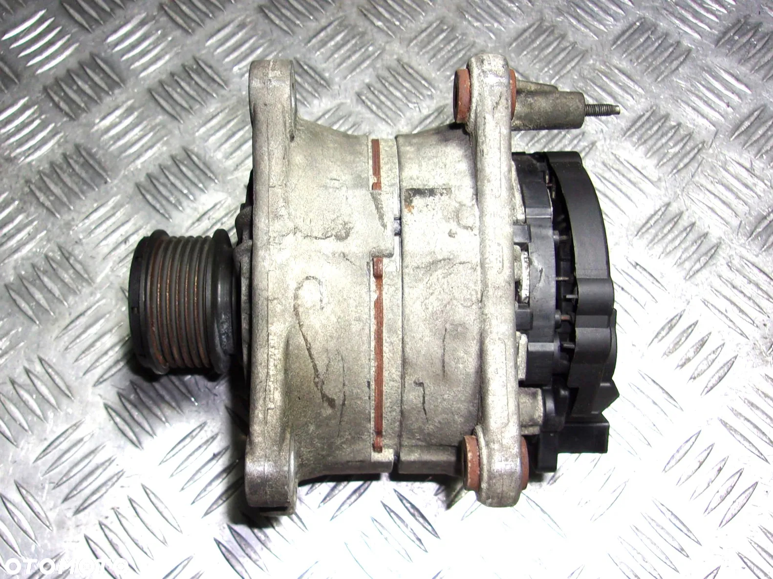 Galaxy Alhambra Sharan Taos Touran alternator 1.9 2.0 TDI 2.0i - 2