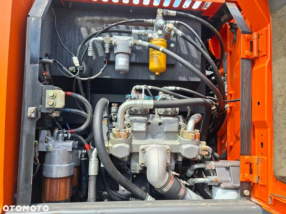Hitachi ZX140 ROTOTILT - 12