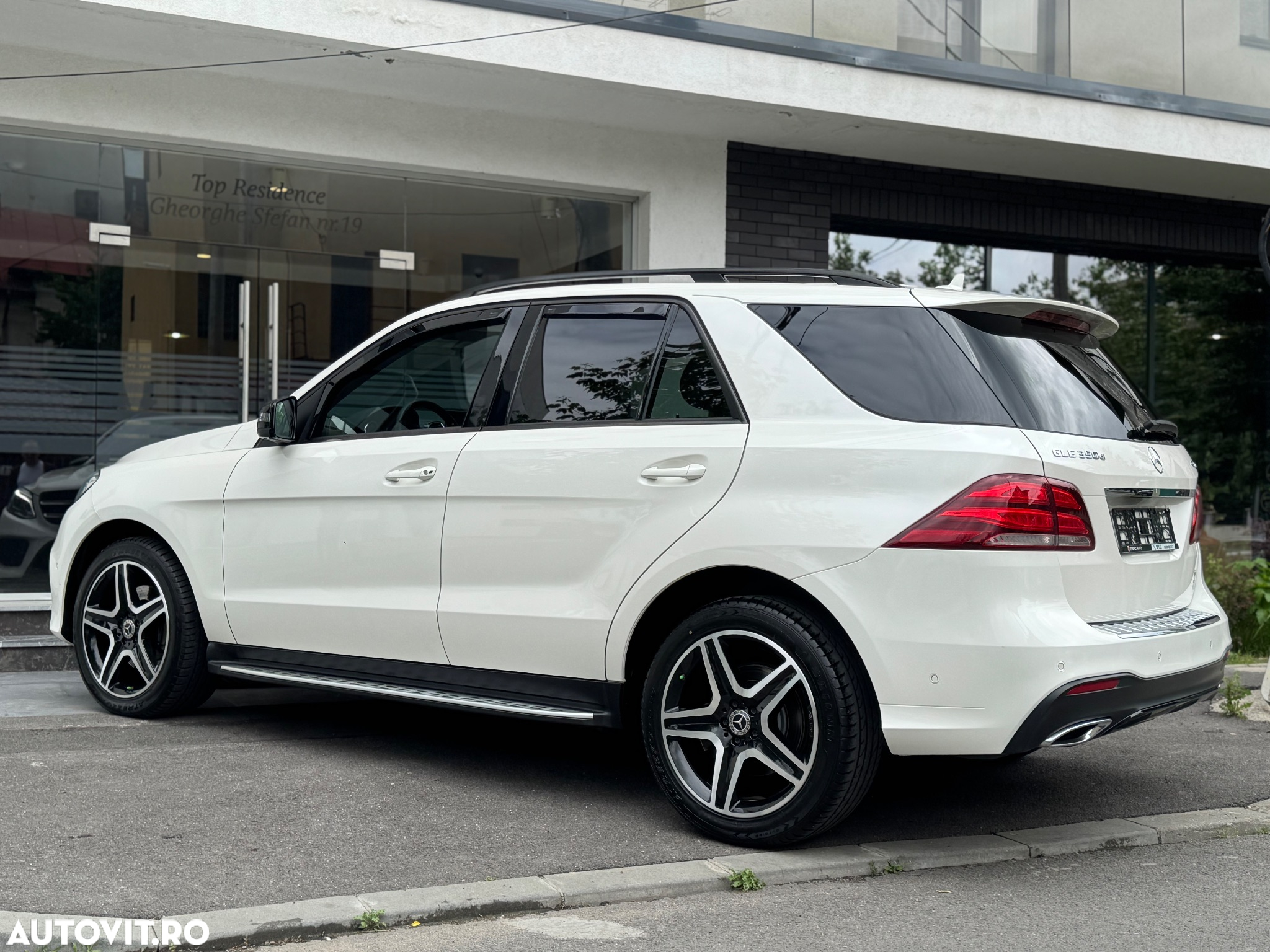 Mercedes-Benz GLE 350 d 4MATIC - 6