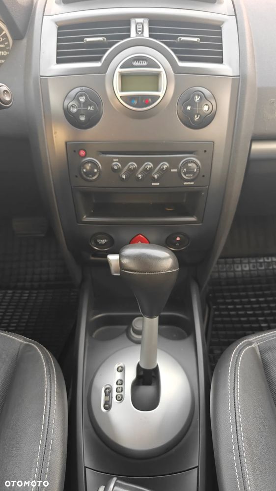 Renault Megane 1.6 Privilege - 27