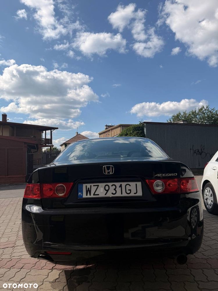 Honda Accord 2.0 Comfort - 9