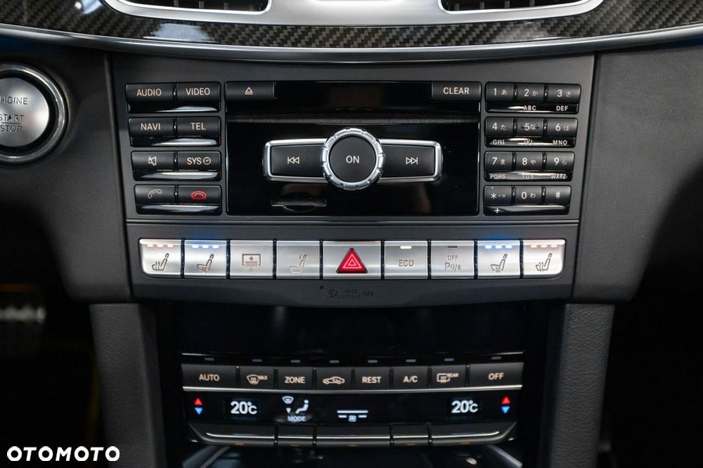 Mercedes-Benz Klasa E 63 AMG S 4Matic AMG Speedshift MCT - 35