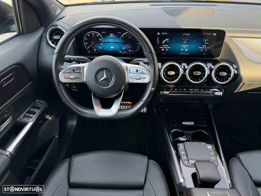 Mercedes-Benz GLA 250 e 8G-DCT AMG Line - 17