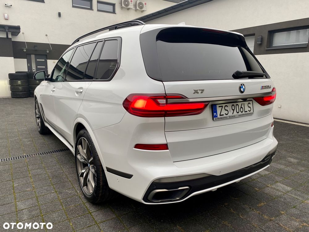 BMW X7 - 12