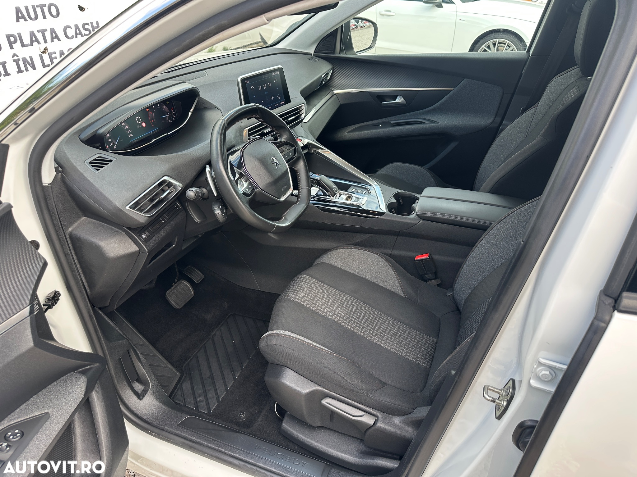 Peugeot 3008 BlueHDi 130 Stop & Start EAT8 Allure - 22