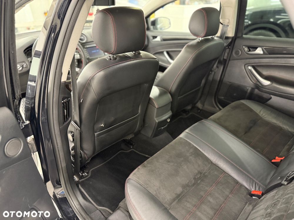 Ford Mondeo 2.2 TDCi Titanium S - 23