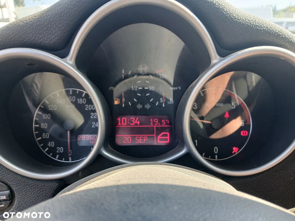 ALFA ROMEO 147 A791 fotel fotele kanapa deska kokpit podsufitka boczek boczki klamka podłokietnik - 9