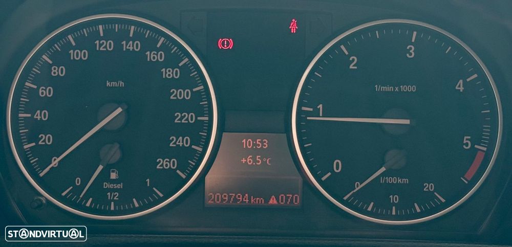 BMW 320 d Coupe Edição M - 15