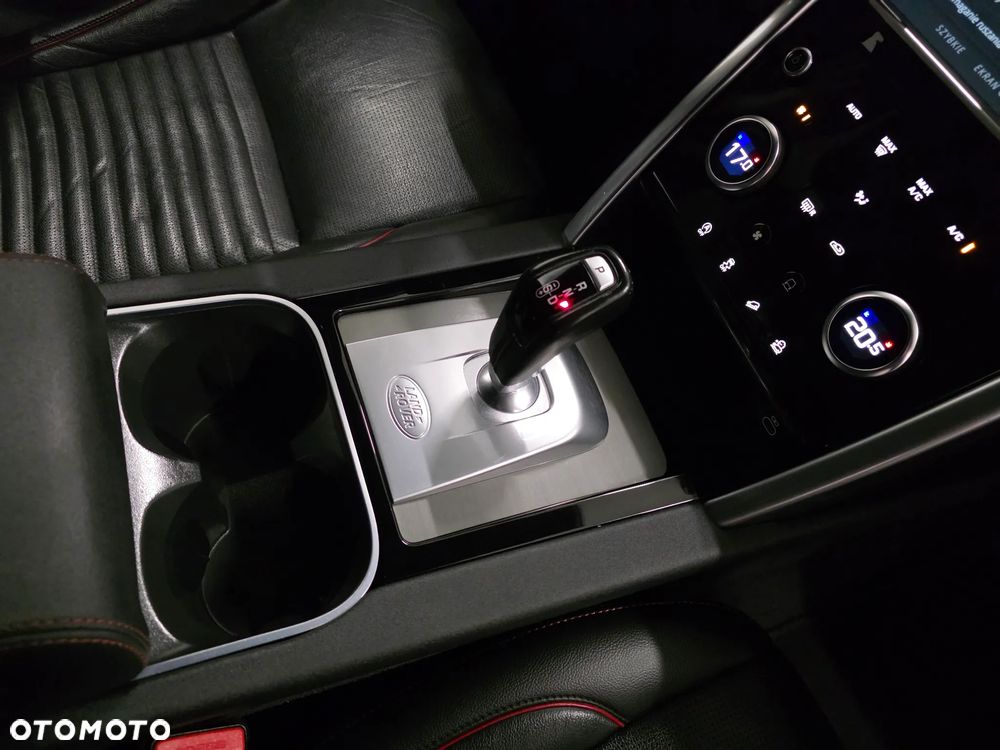 Land Rover Discovery Sport - 21