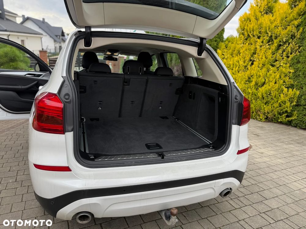 BMW X3 xDrive20i Advantage - 7