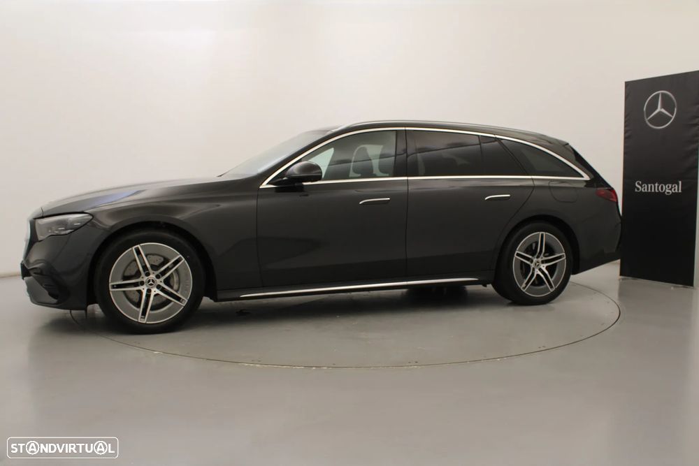 Mercedes-Benz E 300 Standard - 13