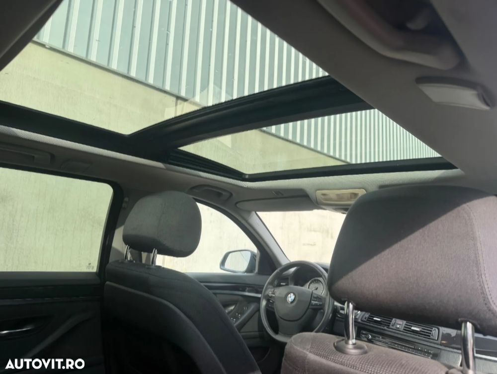 BMW Seria 5 525d xDrive AT - 7