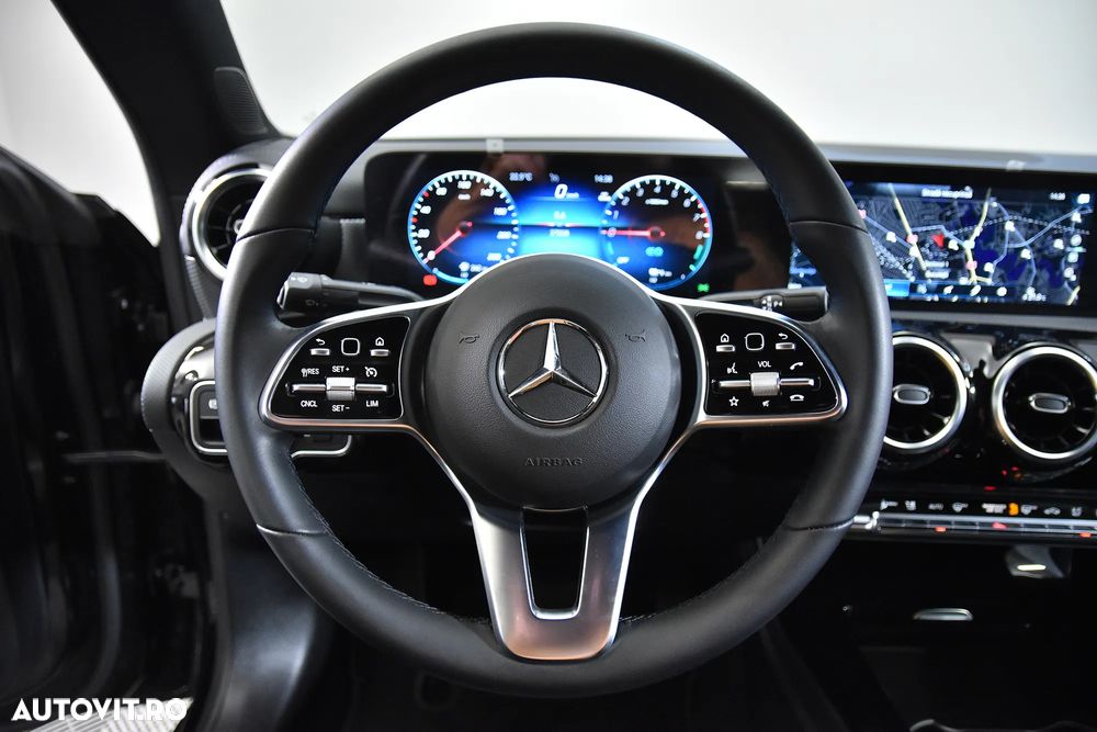 Mercedes-Benz CLA 250 e Coupe - 16