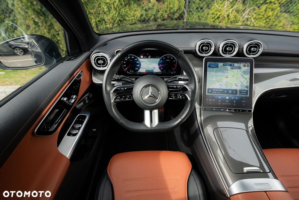 Mercedes-Benz GLC 300 mHEV 4-Matic AMG Line - 11