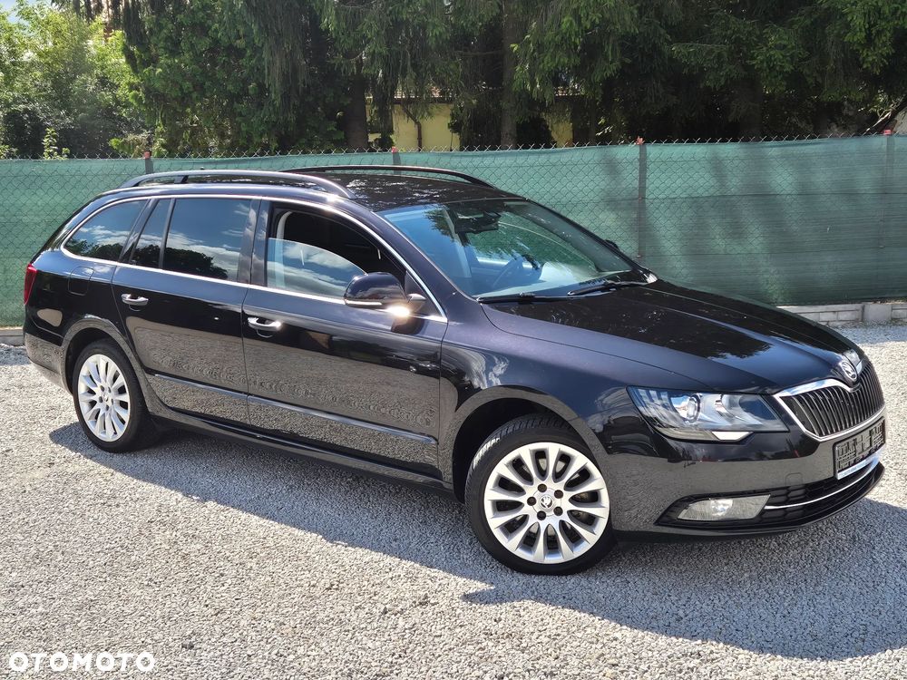 Skoda Superb 2.0 TDI DSG Elegance - 9