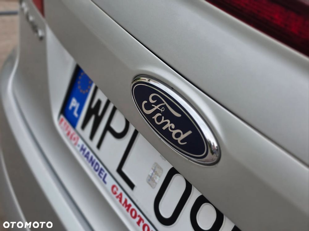 Ford Mondeo - 9