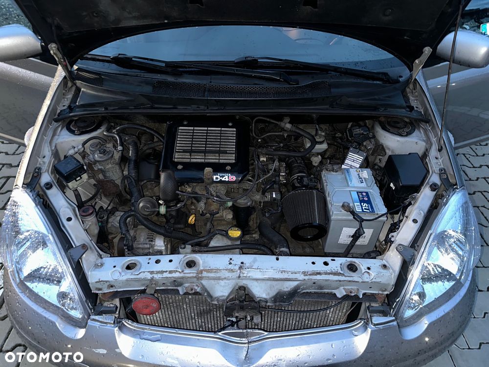 Toyota Yaris - 26