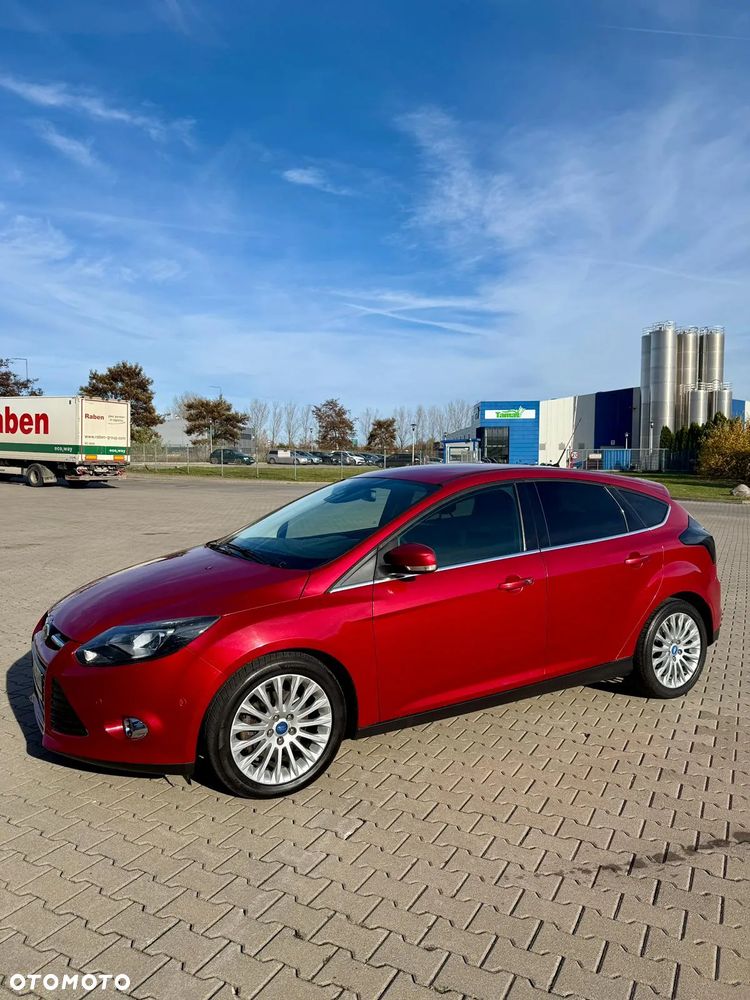 Ford Focus 1.6 EcoBoost Titanium - 31