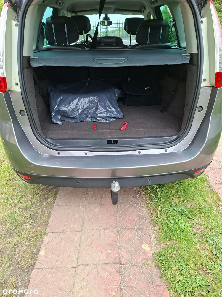Renault Scenic 2.0 16V Privilege CVT - 12
