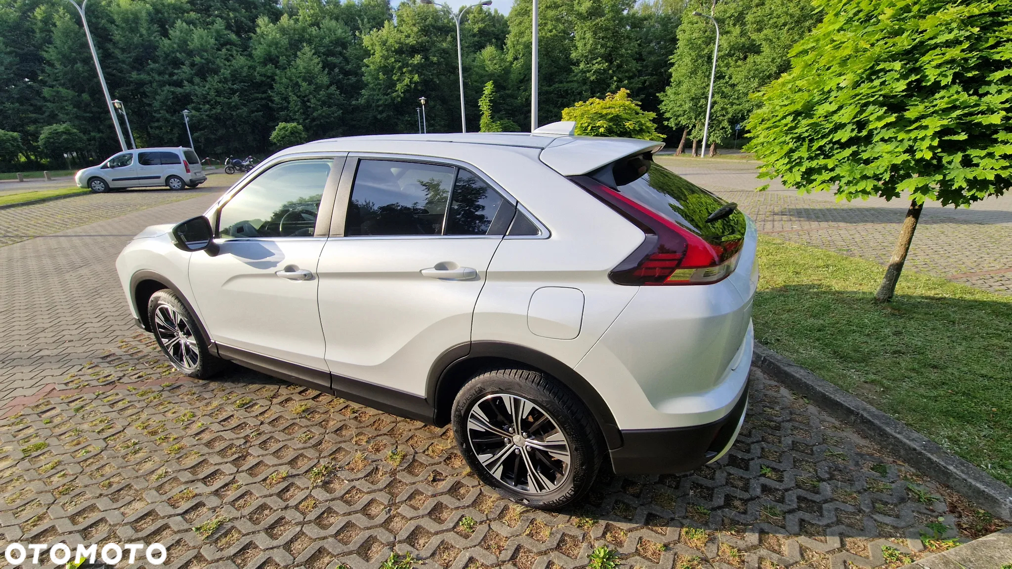 Mitsubishi Eclipse Cross 1.5 T GPF Intense Plus CVT 4WD - 11