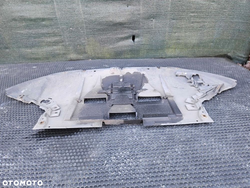 Osłona Pampers 8E0863823 Dolna Pod Silnik Wygłuszenie Silnika Audi A4 B6 B7 Sedan Kombi - 25