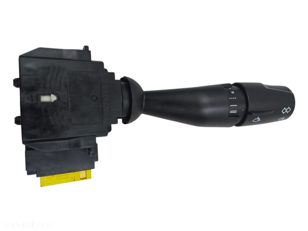 PRZEŁĄCZNIK KIERUNKOWSKAZÓW RENAULT GAMMA T - 2