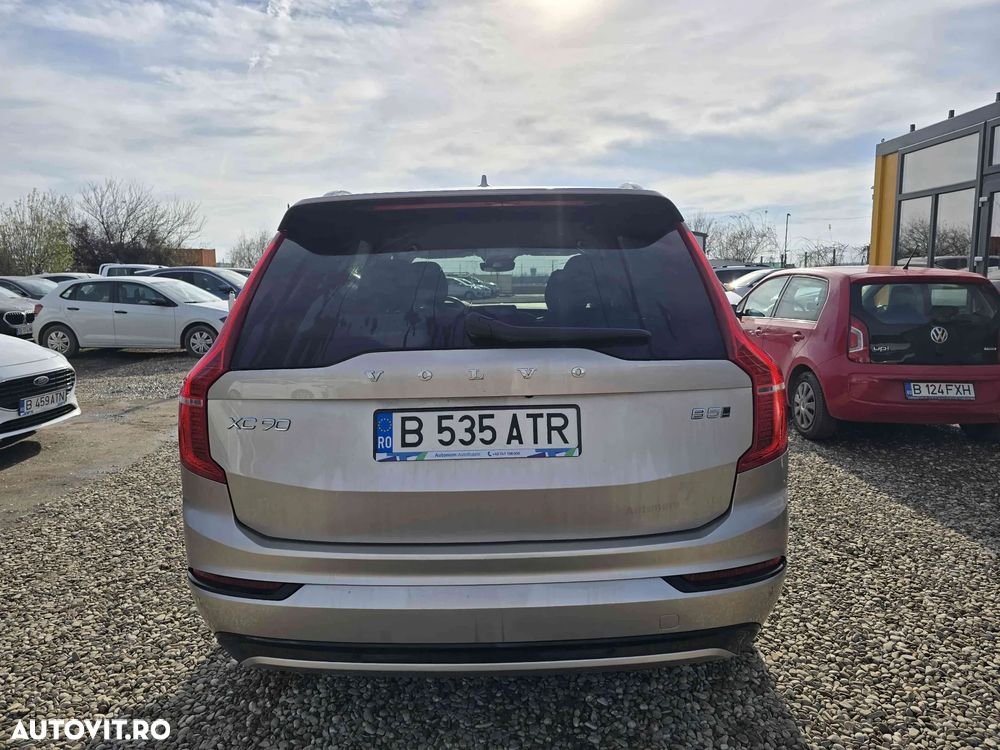 Volvo XC 90 - 4