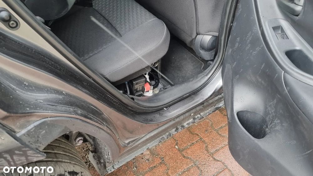 Toyota Yaris Cross Hybrid 1.5 Active - 29