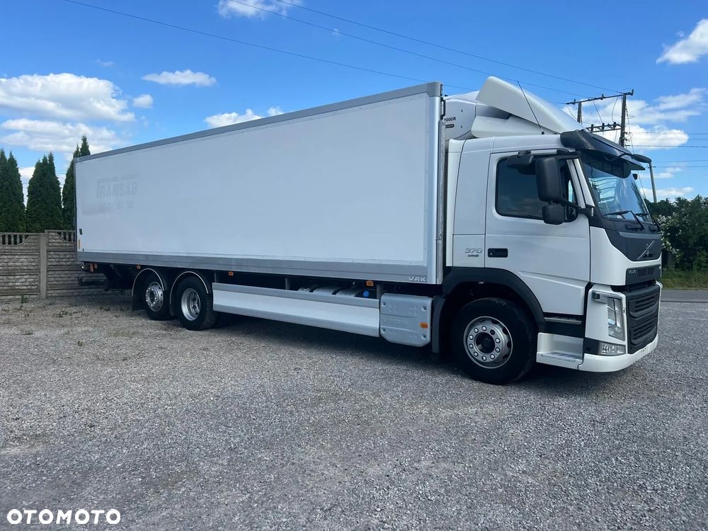 Volvo FM 370 / 6x2 / Chłodnia / Winda / - 10