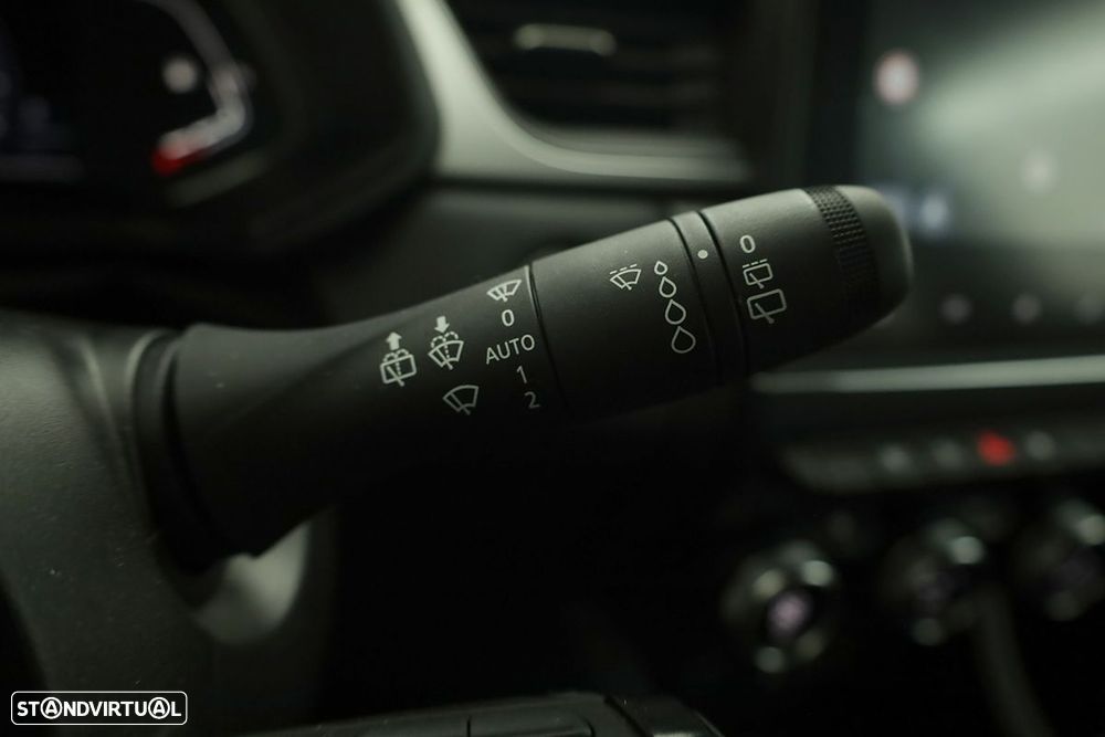 Renault Captur 1.0 TCe Techno Bi-Fuel - 19