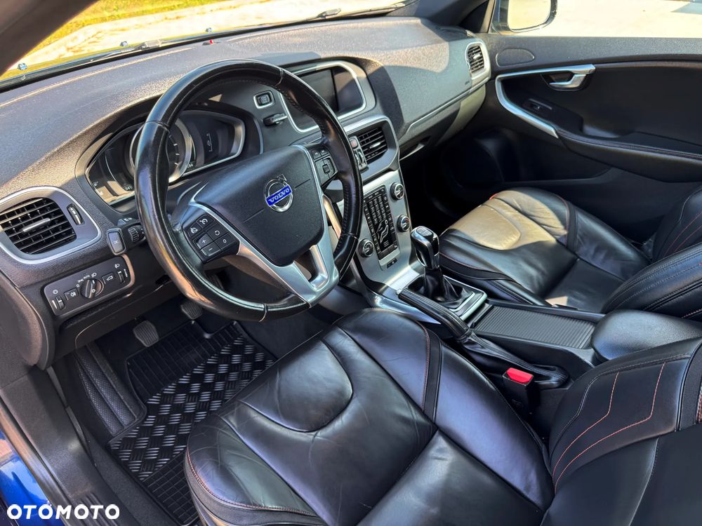 Volvo V40 D2 Ocean Race - 22