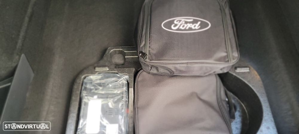 Ford Mustang Mach-E 75.7 kWh Base - 58