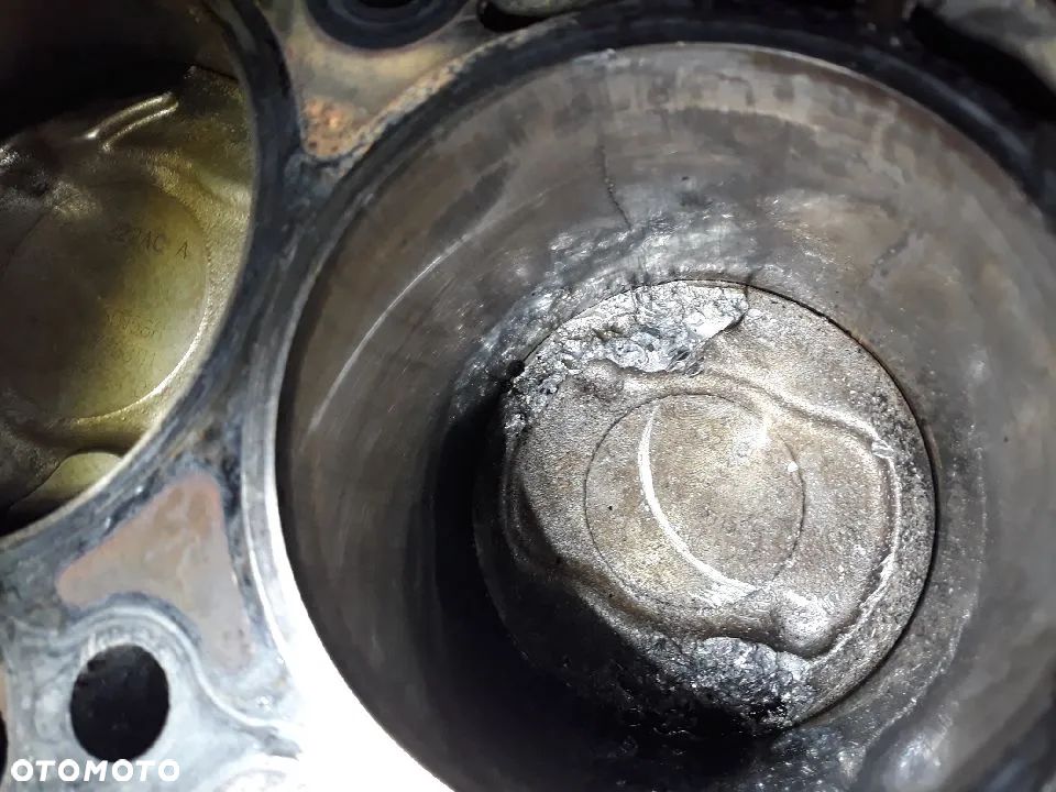 Jeep Commander 4.7 V8 - 7