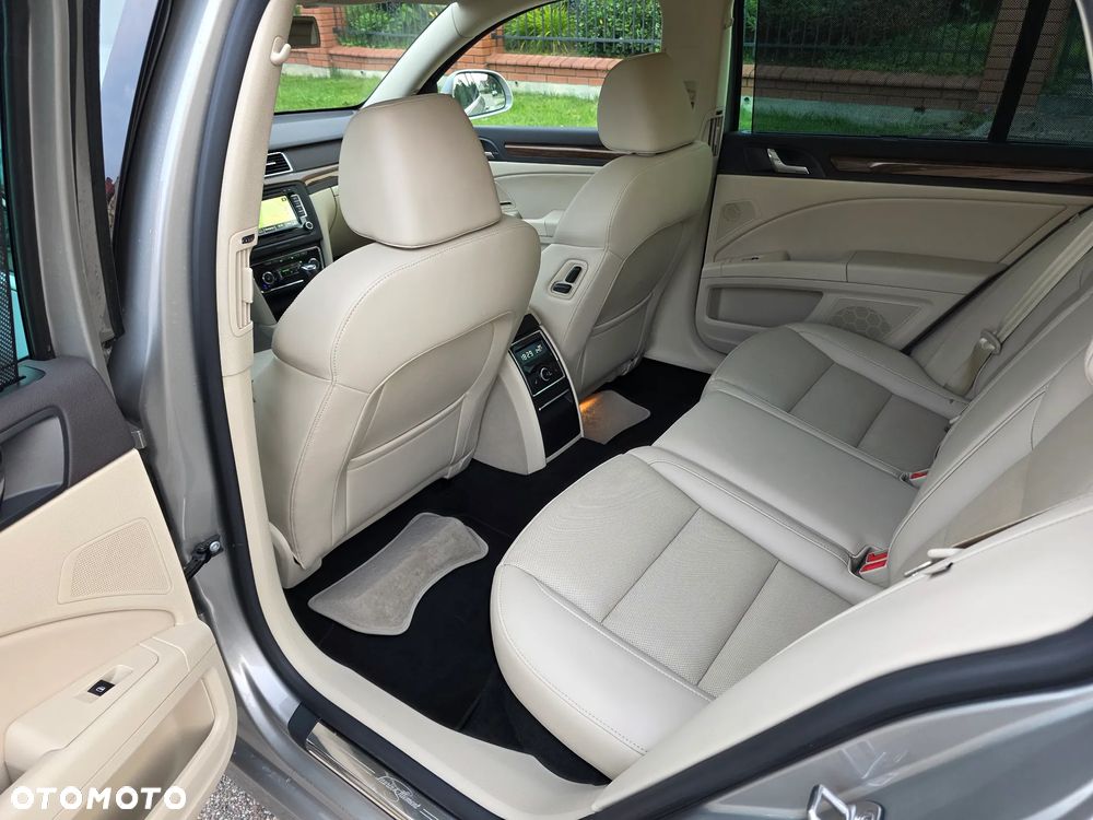 Skoda Superb 2.0 TDI 4x4 Platinum Outdoor DSG - 16