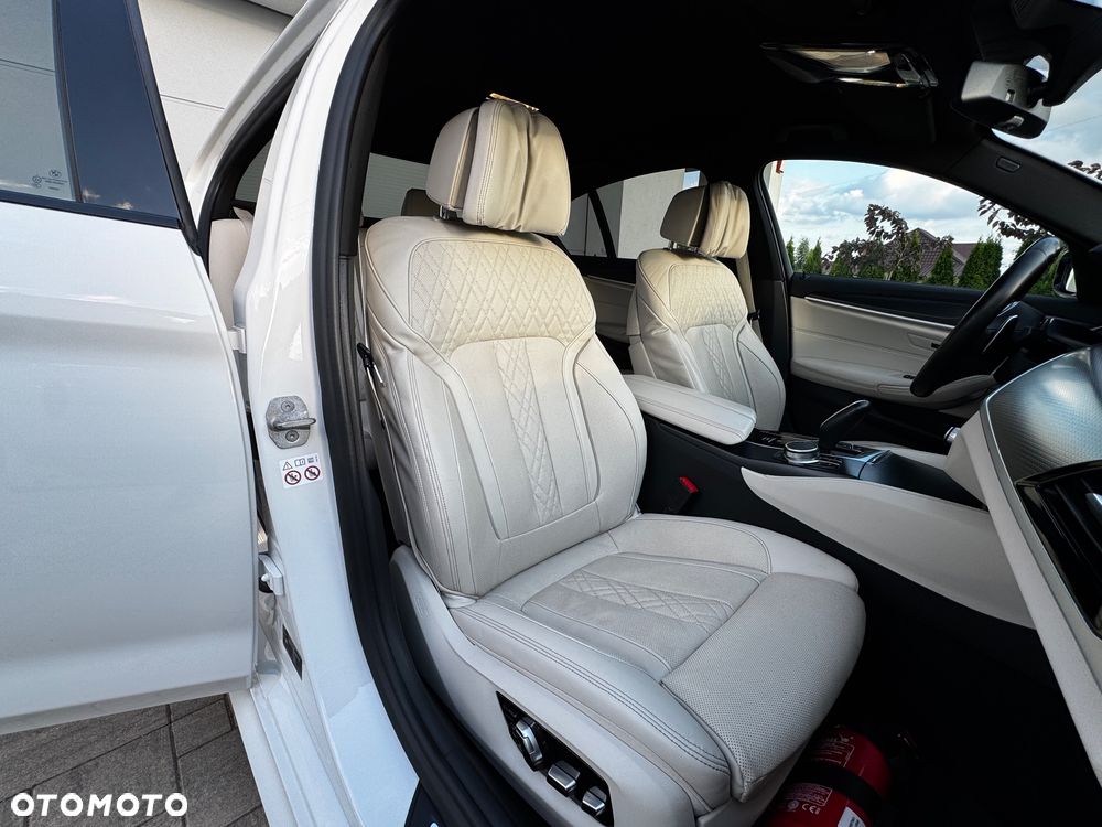 BMW Seria 5 520d xDrive MHEV M Sport sport - 14