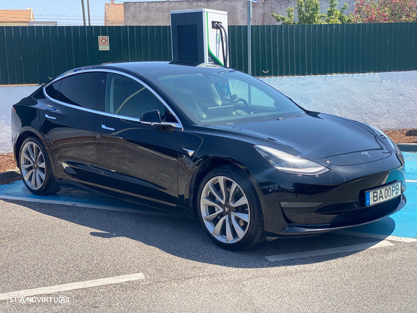 Tesla Model 3 AWD Dual Motor Performance