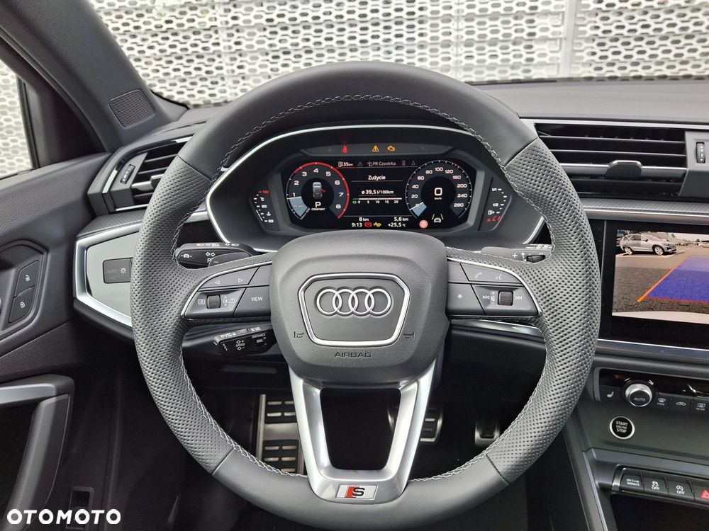 Audi Q3 - 21