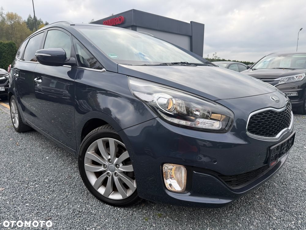 Kia Carens 2015