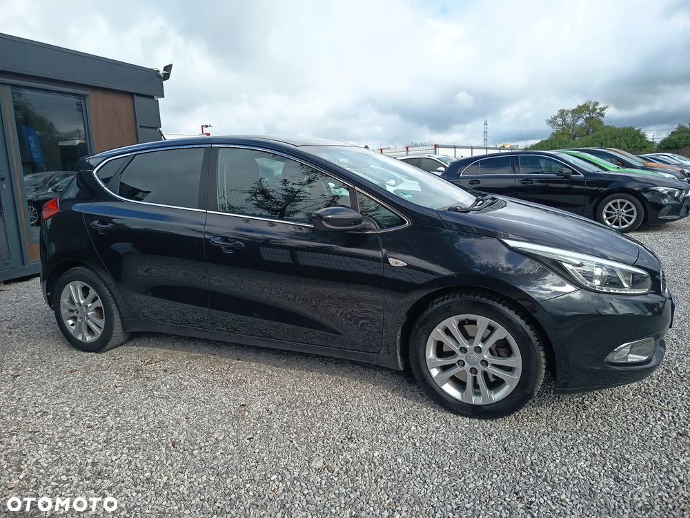 Kia Ceed 1.4 CVVT Fifa World Cup Edition - 7