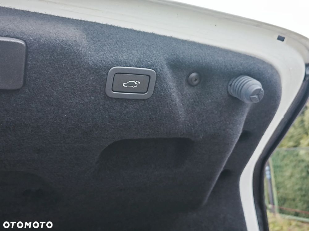 Jaguar XE 20d R-Sport Ingenium Edition - 10