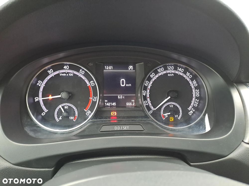 Skoda RAPID Spb 1.0 TSI Style - 20