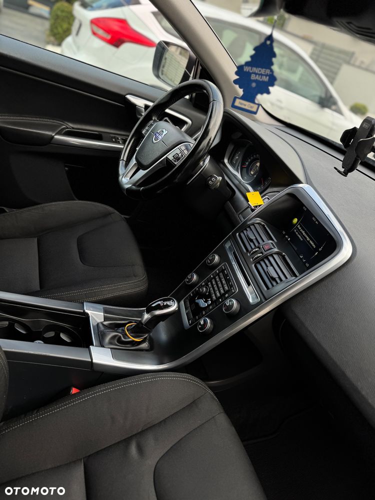 Volvo XC 60 D4 Geartronic Kinetic - 22