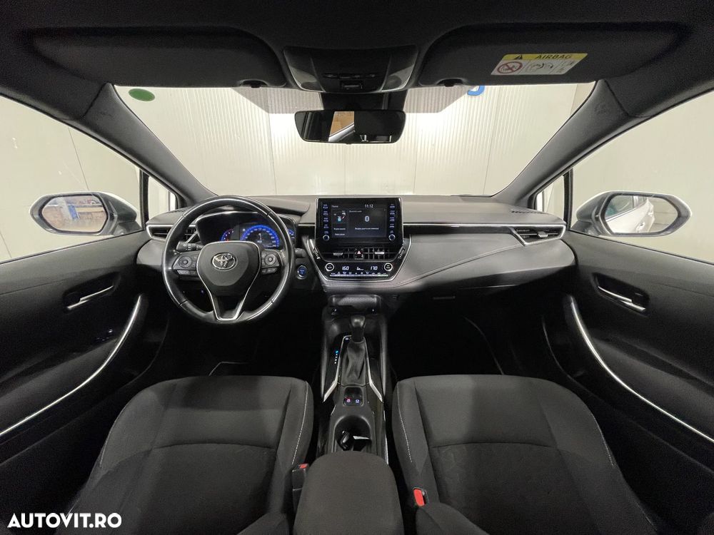 Toyota Corolla 1.8 HSD Business - 8