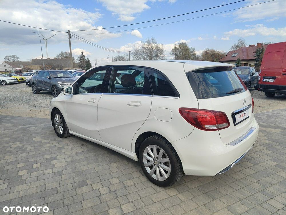 Mercedes-Benz Klasa B 180 d 7G-DCT Edition - 4